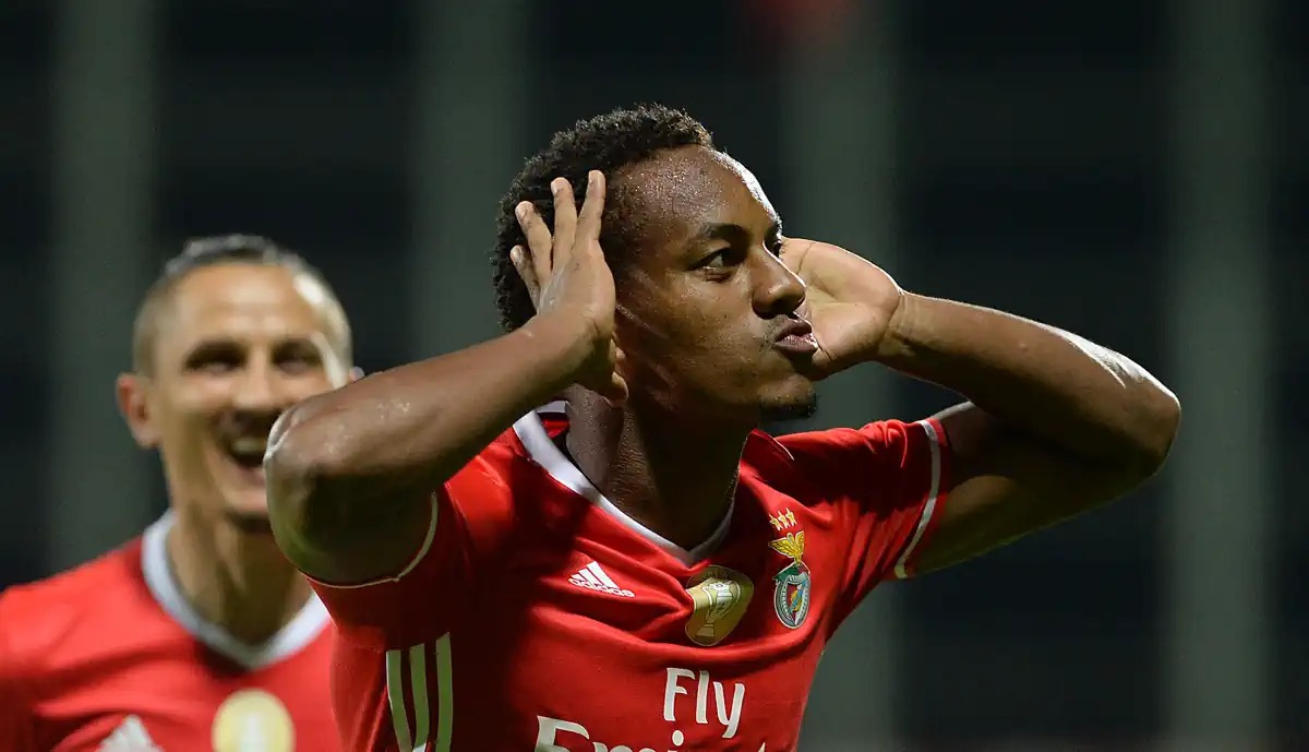 André Carrillo